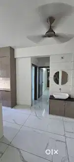 3bhk Semi Furnished Flat For RENT University Road