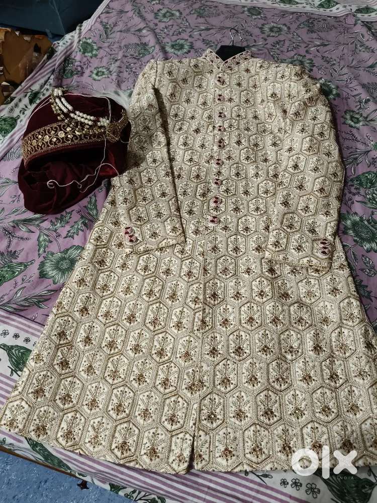 Men Marriage Sherwani with Pagadi set