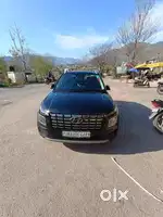 Hyundai Venue 2022 Diesel 25000 Km Driven