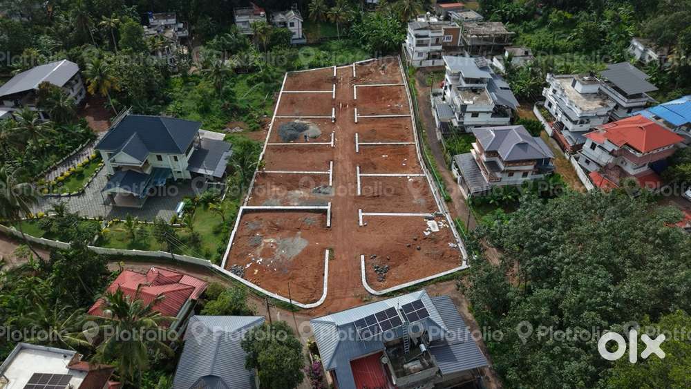 Residential plot at Eruvely Chottanikkara