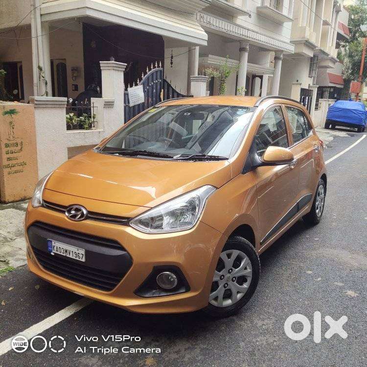 Hyundai Grand i10 2013-2016 Sportz, 2015, Petrol