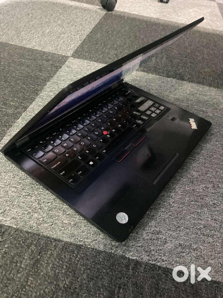 Lenovo yoga 460 / i5 / 6th gen / 8gb / 256gb SSD