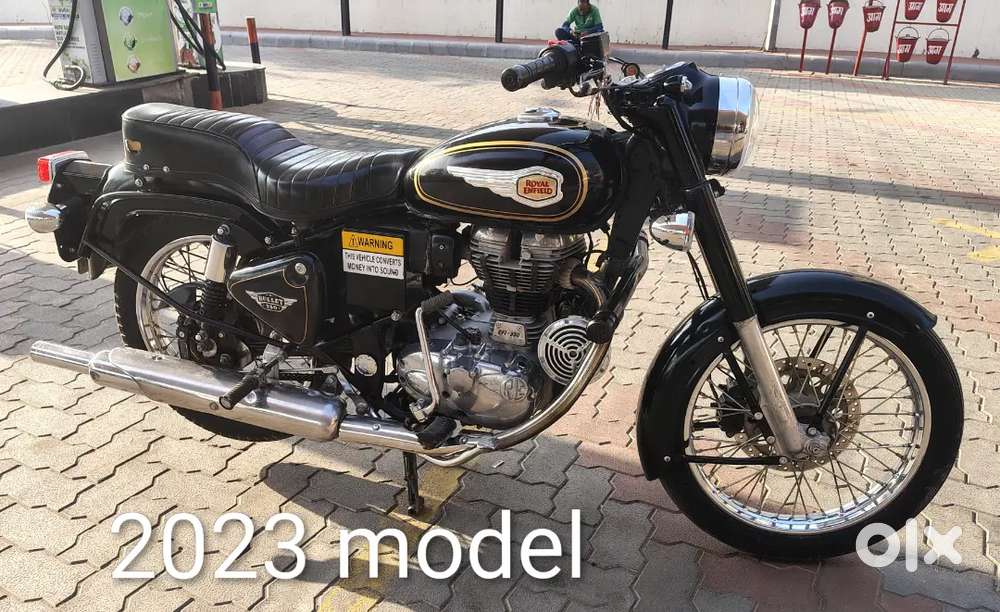 Good condition gadi hai 23 ka model 1st owner hai