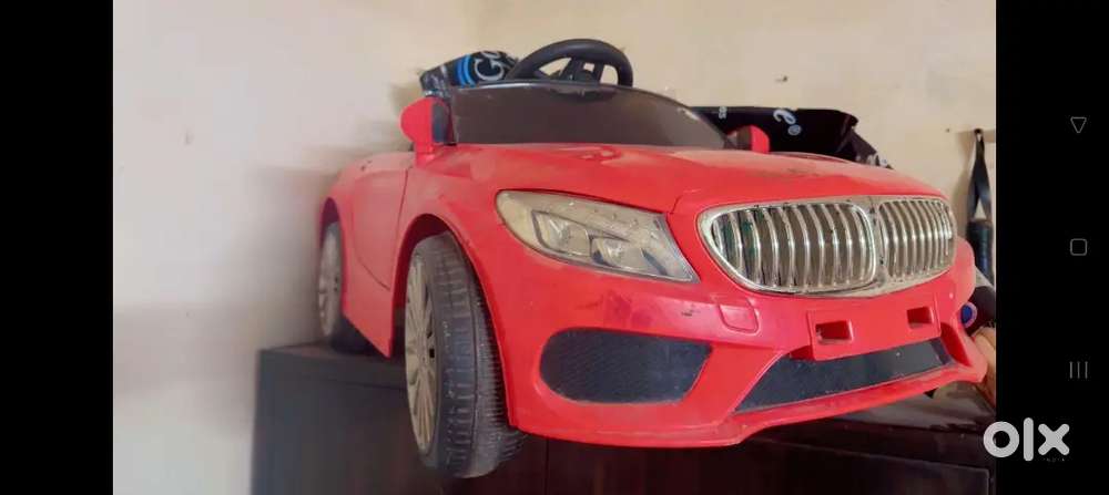 My  Mercedes toy car for little kids red colour but not working