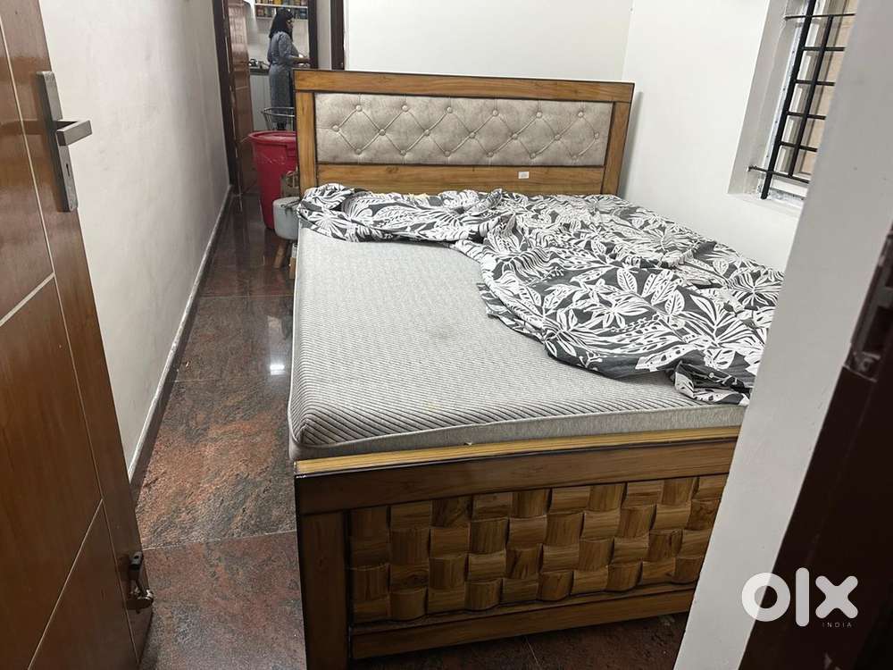Queen Size Bed with Mattress for Sale  1 Year Old  ₹14,000