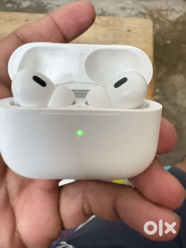 Apple air pod pro 2 type c