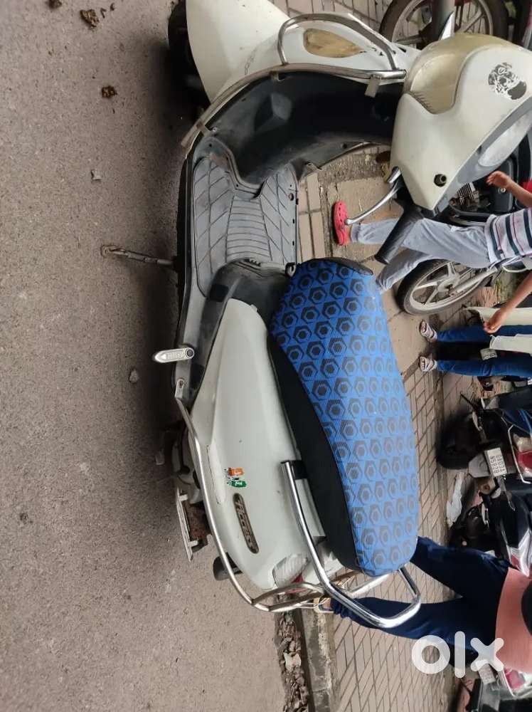 Access scooter for urgent sale