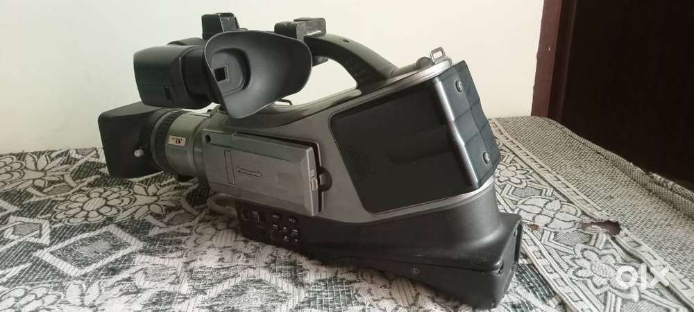 Professional video and Digital photo camera