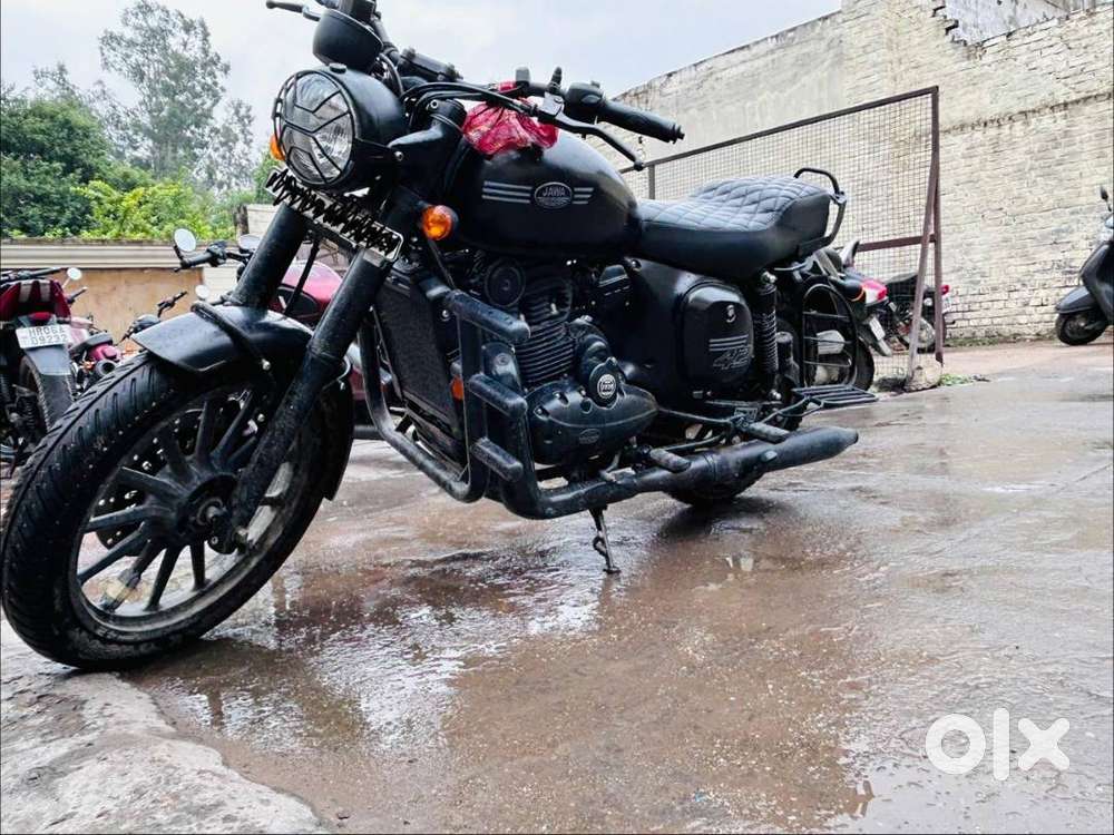 JAWA 42 **OWNED BY NAVY PERSON** GREAT CONDITION