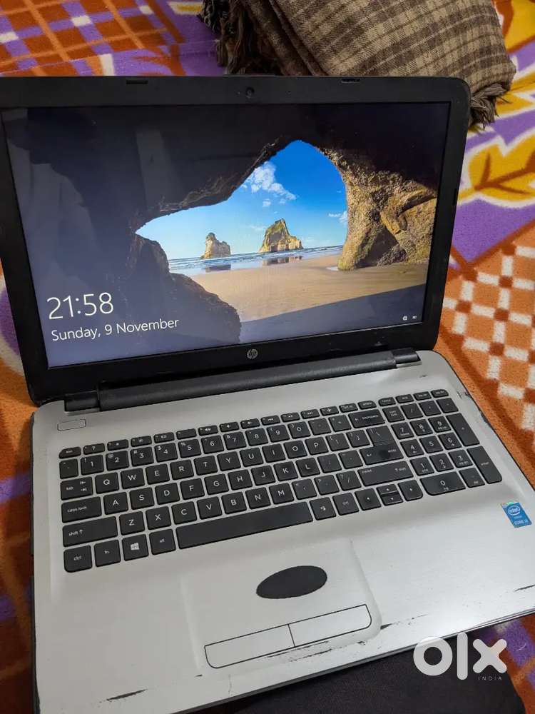 HP LAPTOP I3 5TH GENERATION 4/256 GOOD WORKING CONDITION URGENT SALE
