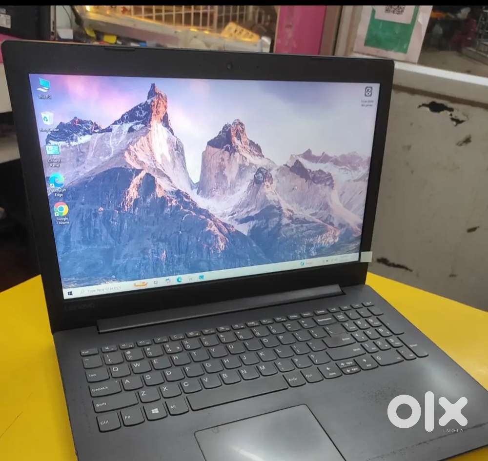 Lenovo i5 7th gen 8gb 1tb hdd laptop in good condition