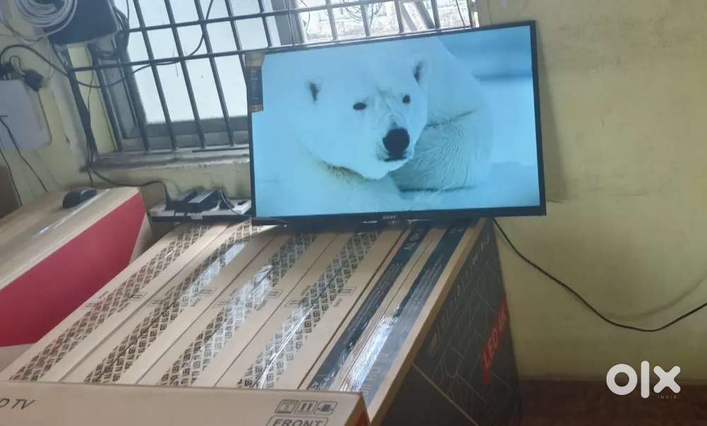 40 inch sony smart Android frameless oled 4k 1yr warranty 11500