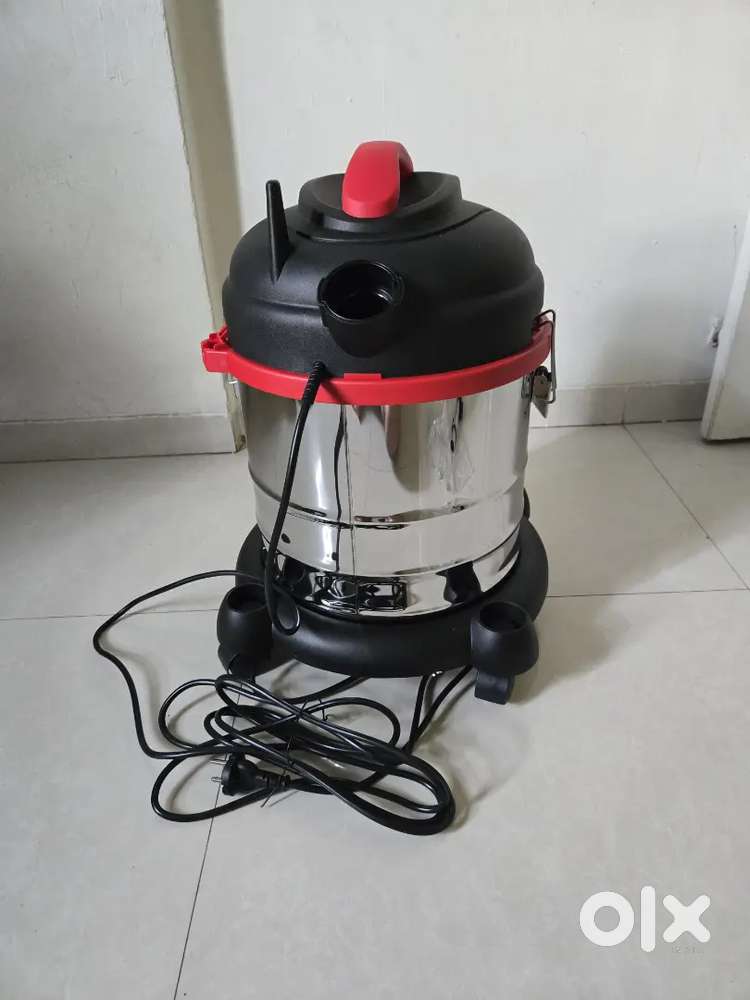 Vaccum cleaner ₹6000 negotiable