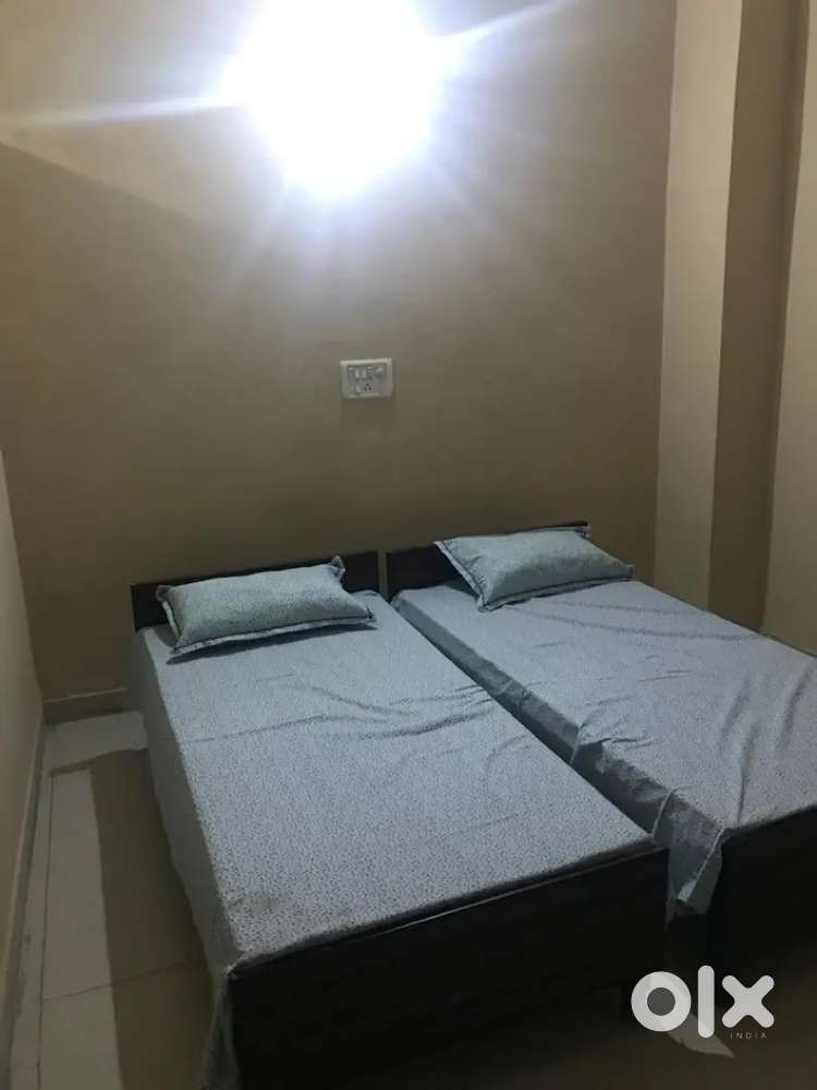 Indipendent Two Room set