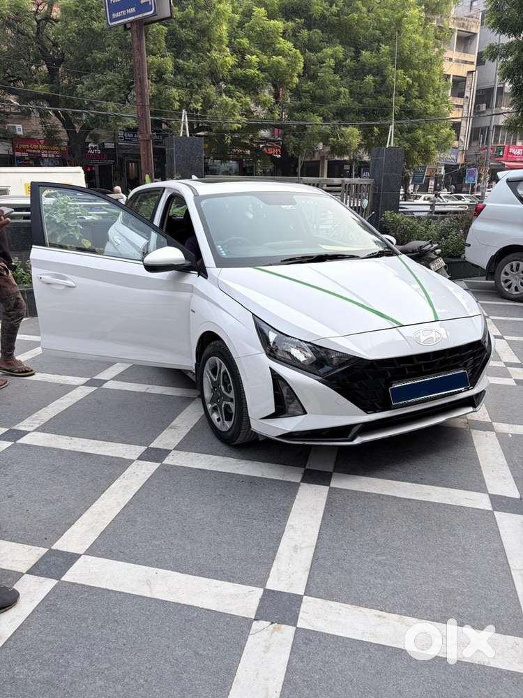 Hyundai New I20 2025 Sportz (O) IVT