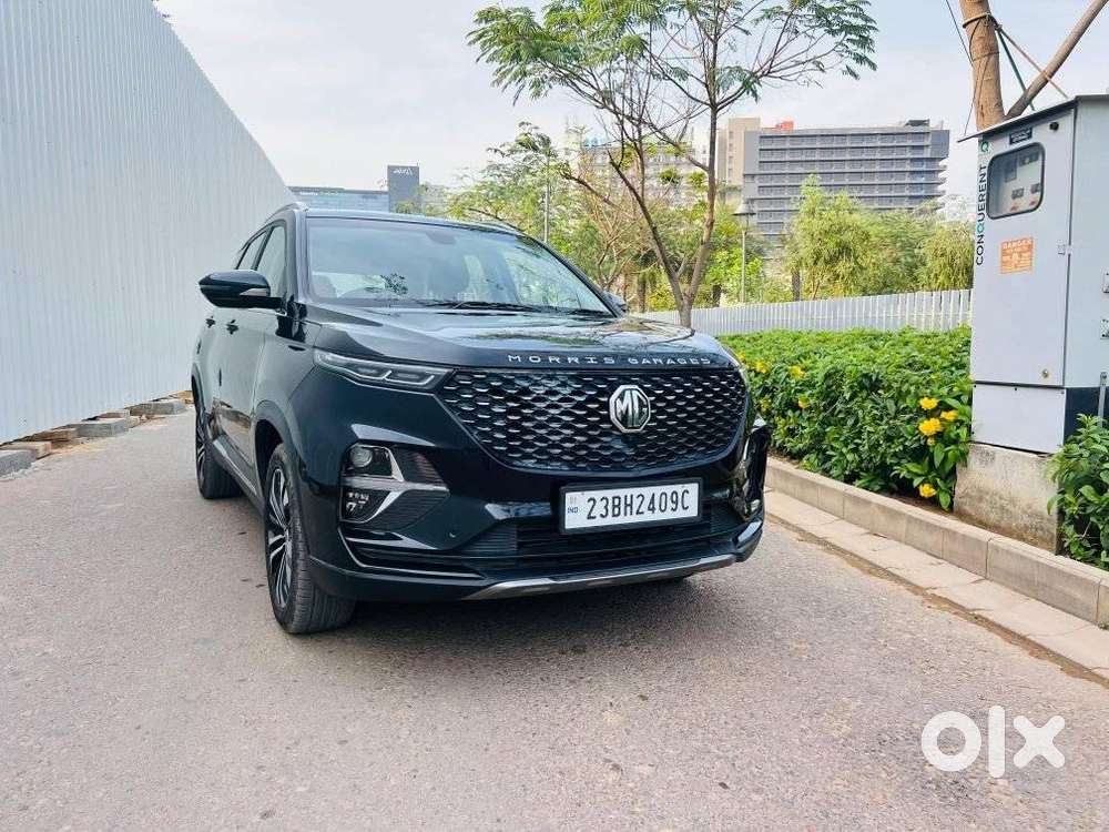 MG Hector Plus Sharp CVT, 2023, Petrol