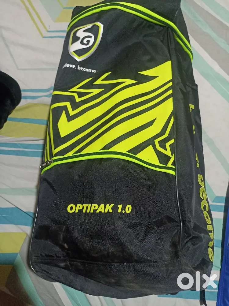 CRICKET KIT Not Used Once for teenagers