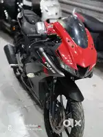 Yamaha R15 V3