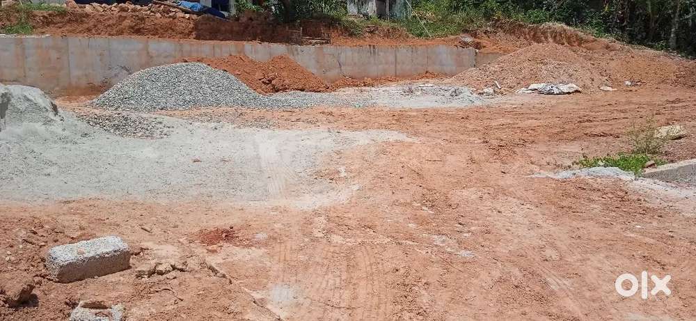 New house plot sale @ Mannanthala Chen cherry