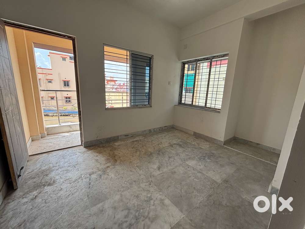 2 BHK FLAT FOR SALE AT SILPARA WALKING FROM MOTILAL GUPTA ROAD