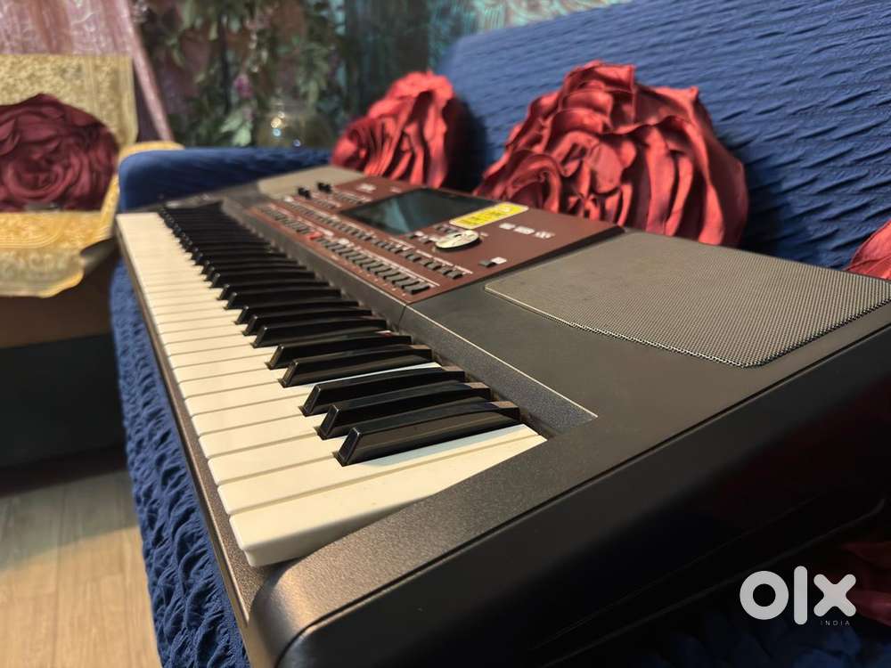 Korg Pa700 Urgent sale !!!
