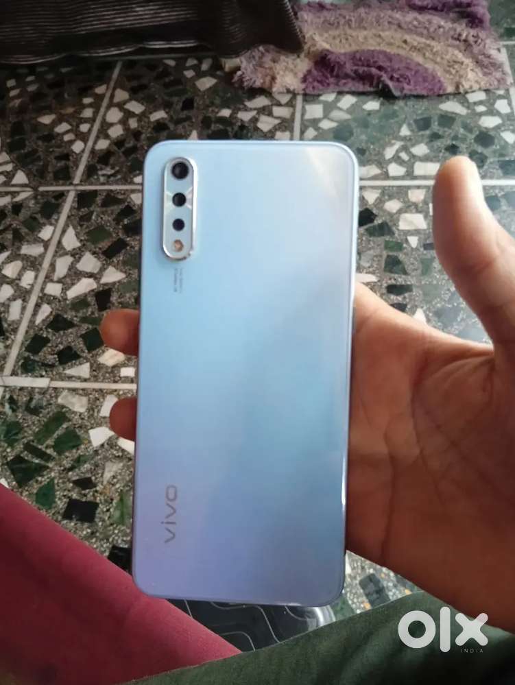 Vivo s1 very good condition one hand use mobile
