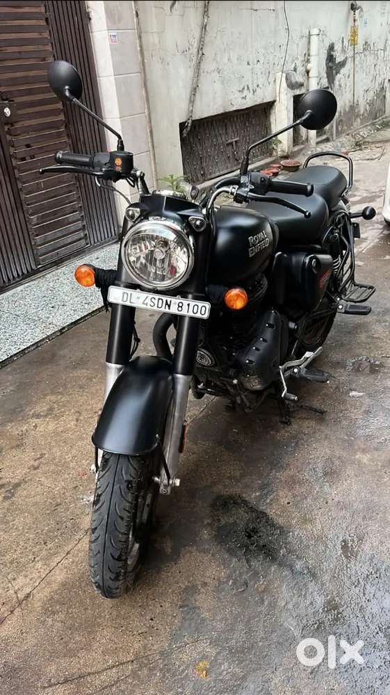 Royal Enfield Calssic 350 Matt Black