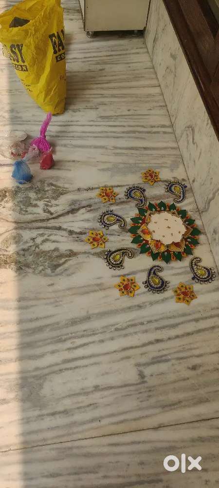 Cook, house help chaheye