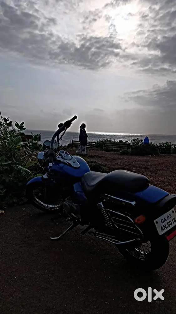 Bajaj avenger 2012
