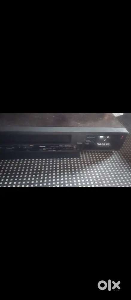 National vcr player L10