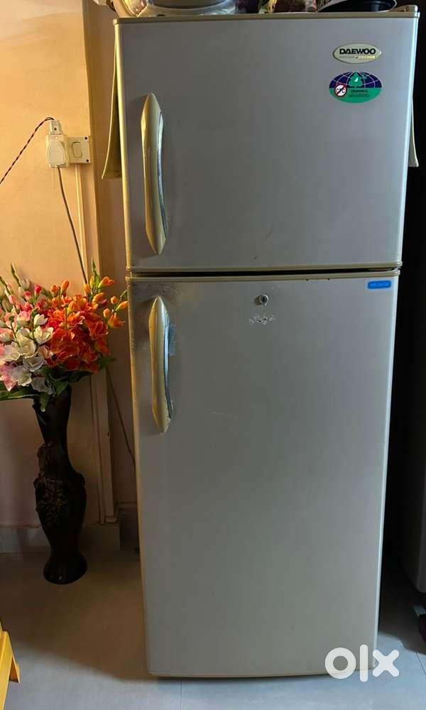 Daewoo 240L Double Door Refridgerator Good Condition Fully Functiona