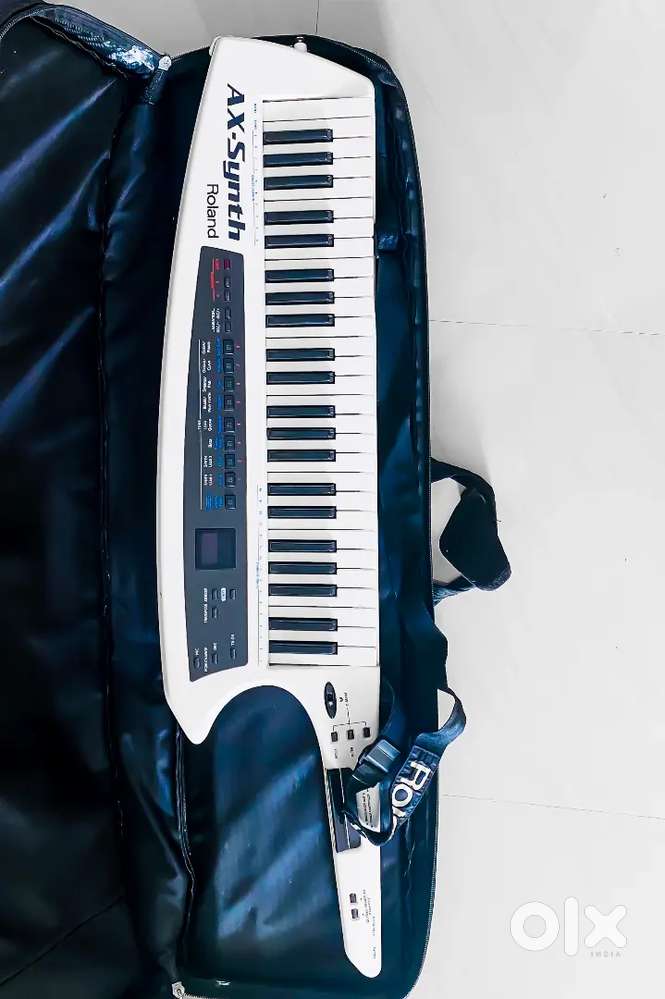 Roland AX Synth Keytar