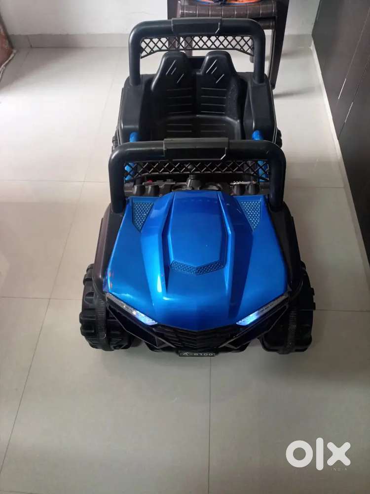 Electrical children car with new batteries and charger + remote