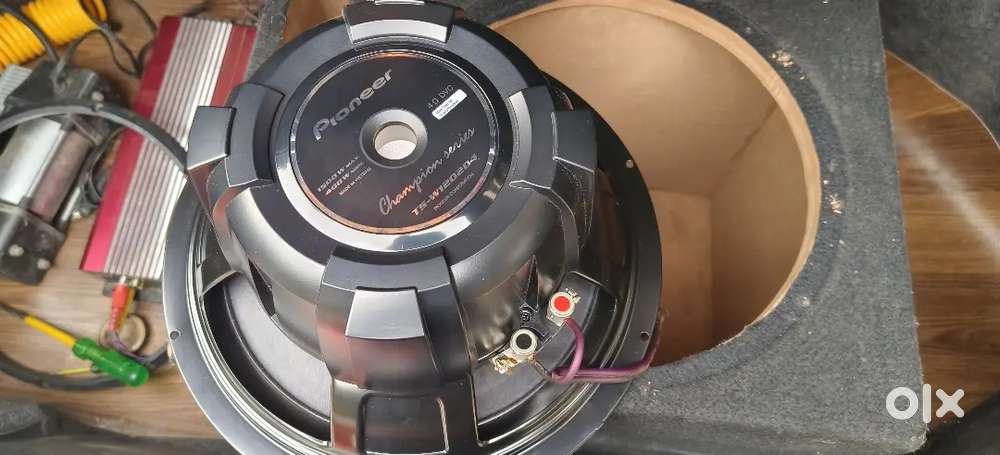 12 inch Pioneer speaker