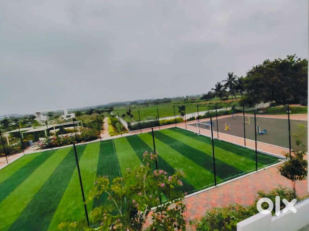 Fairland site With Turfcourt