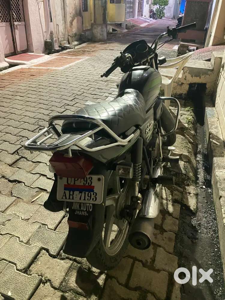 One hand first owner carborator gadi hai