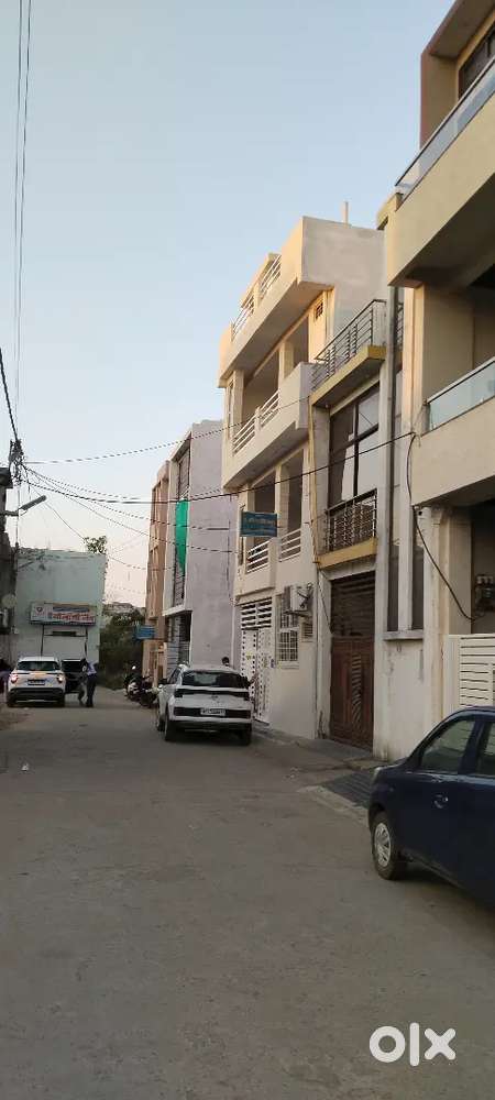 Ashok Vihar BMC Prime Location Plot For Comercial /Residential