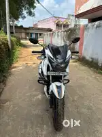 APACHE RTR 160(white )