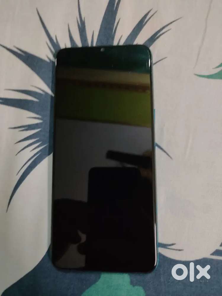 Good condition 4 gb ram 64 gb storage snapdragon 665 4g phone