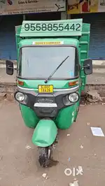 Bajaj maxima