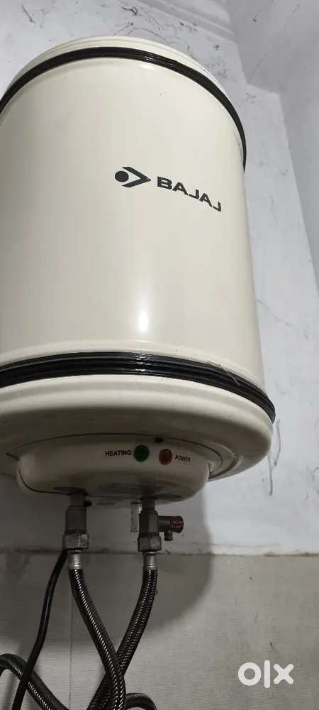 BAJAJ
25 L  (White & Grey)