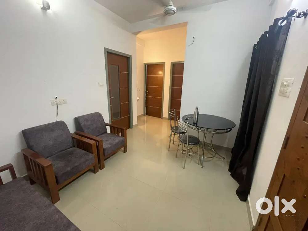 2 BHK Fully furnished, kadavantra