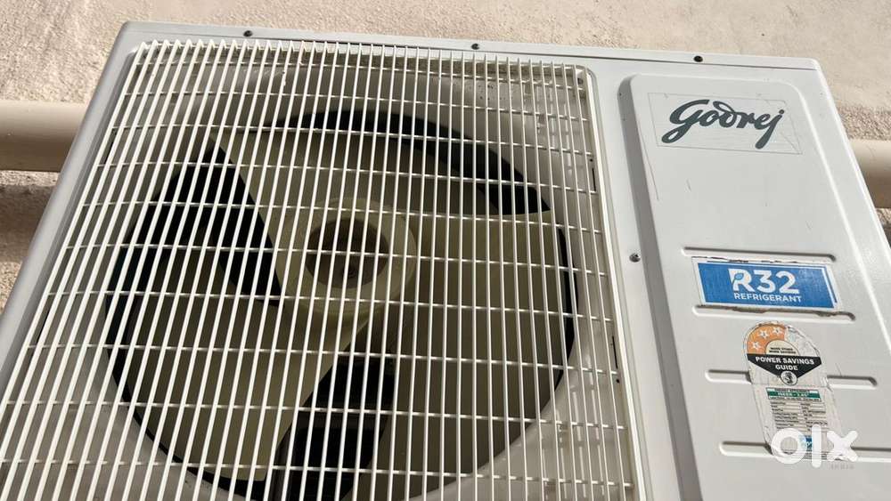Godrej ac full working condition , only 1 year used