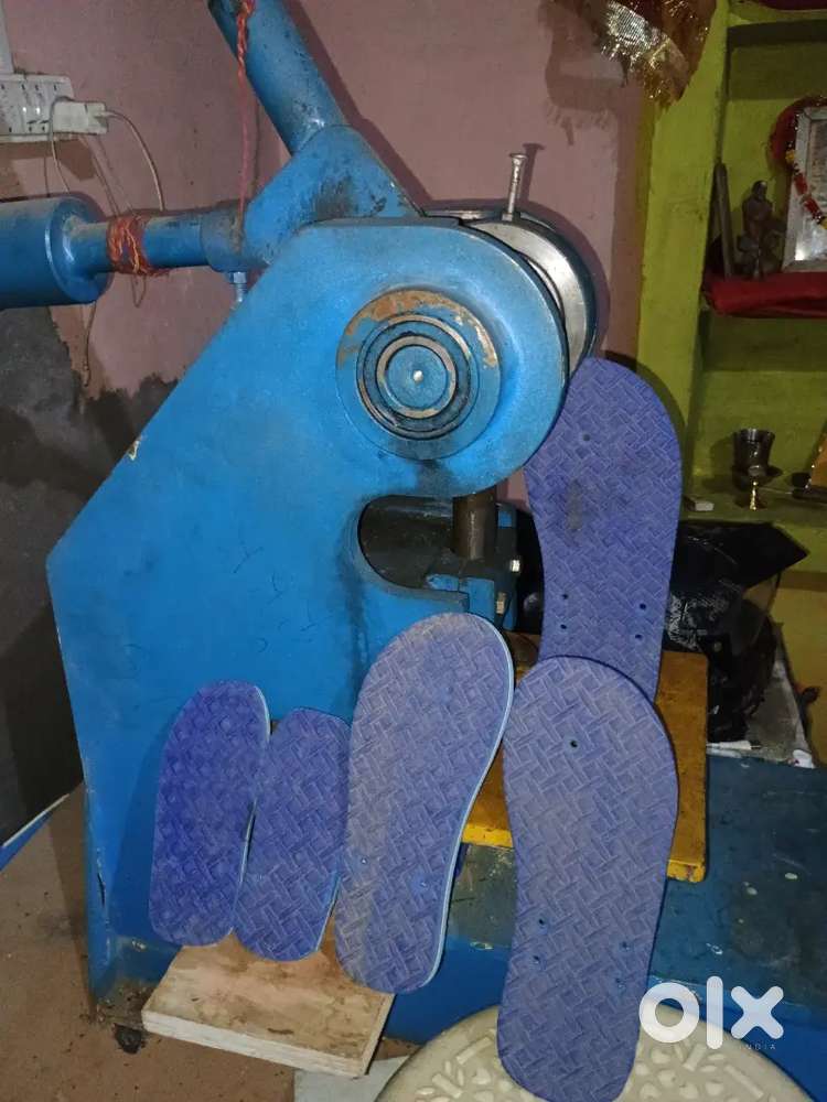 Chappal banane ki machine aur chappal banane ka sara samaan