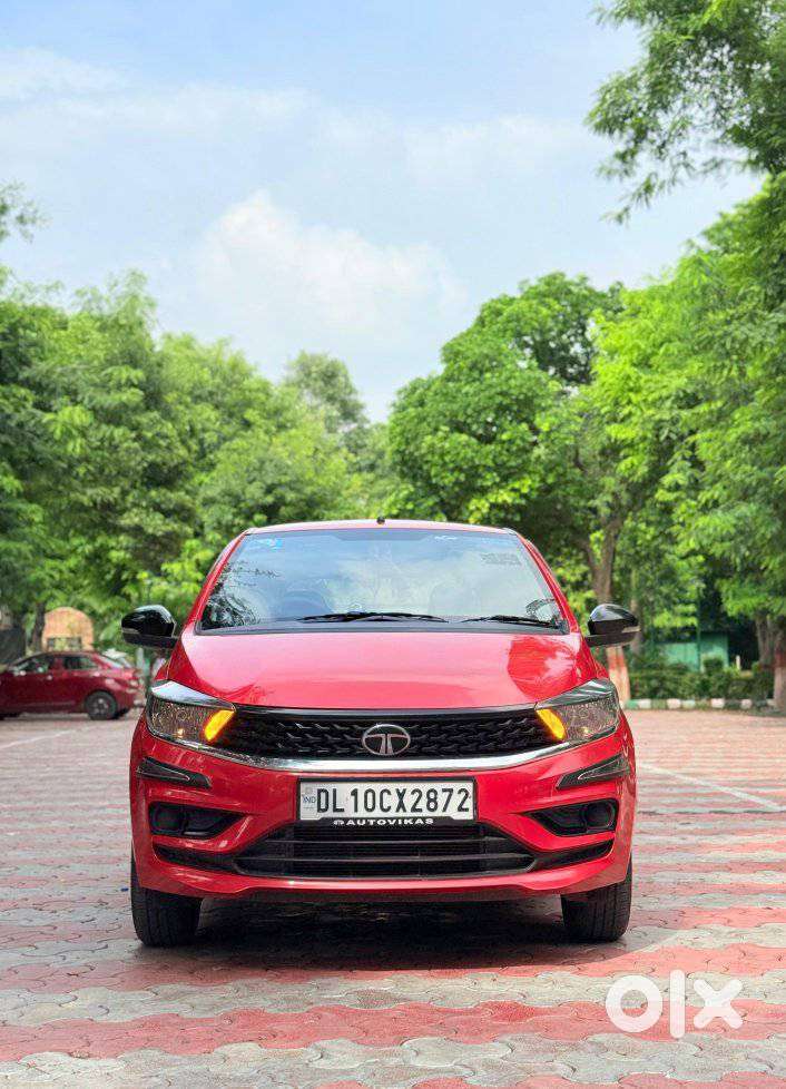 Tata Tiago 1.2 Revotron XT (O), 2024, Petrol