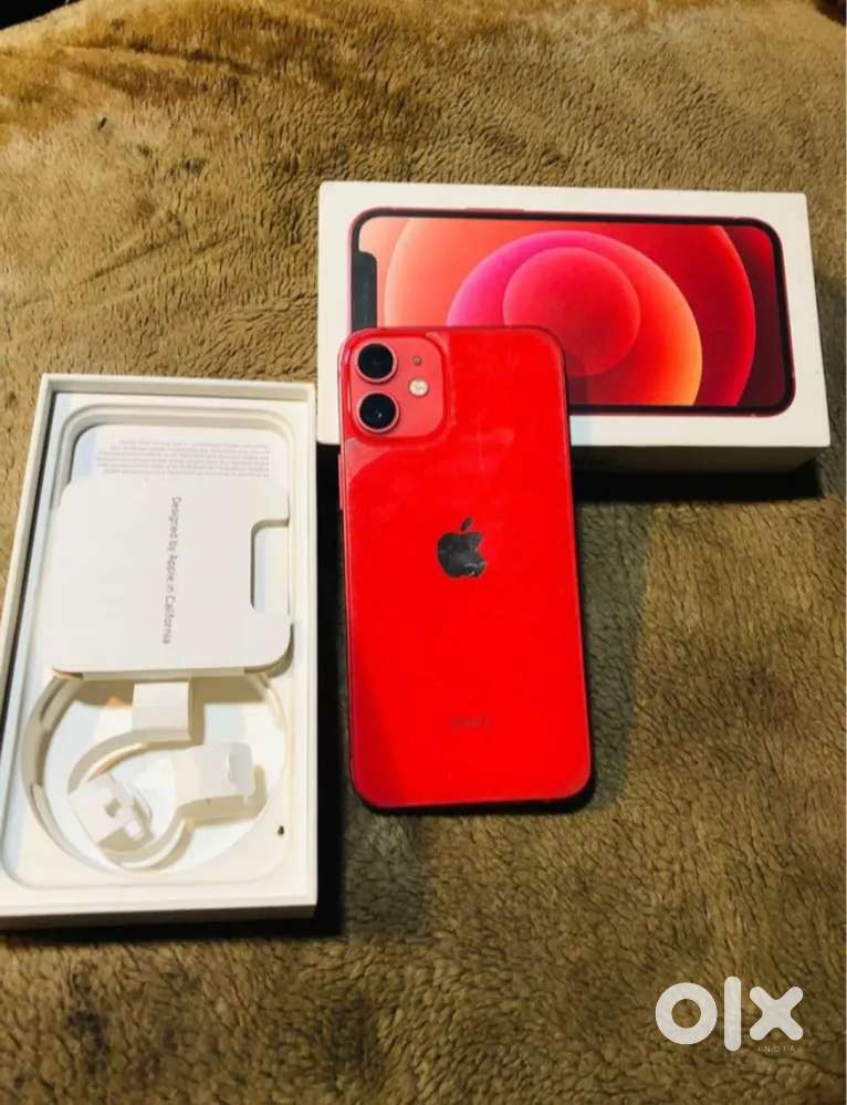 IPhone 12 128 storage box cable excellent condition