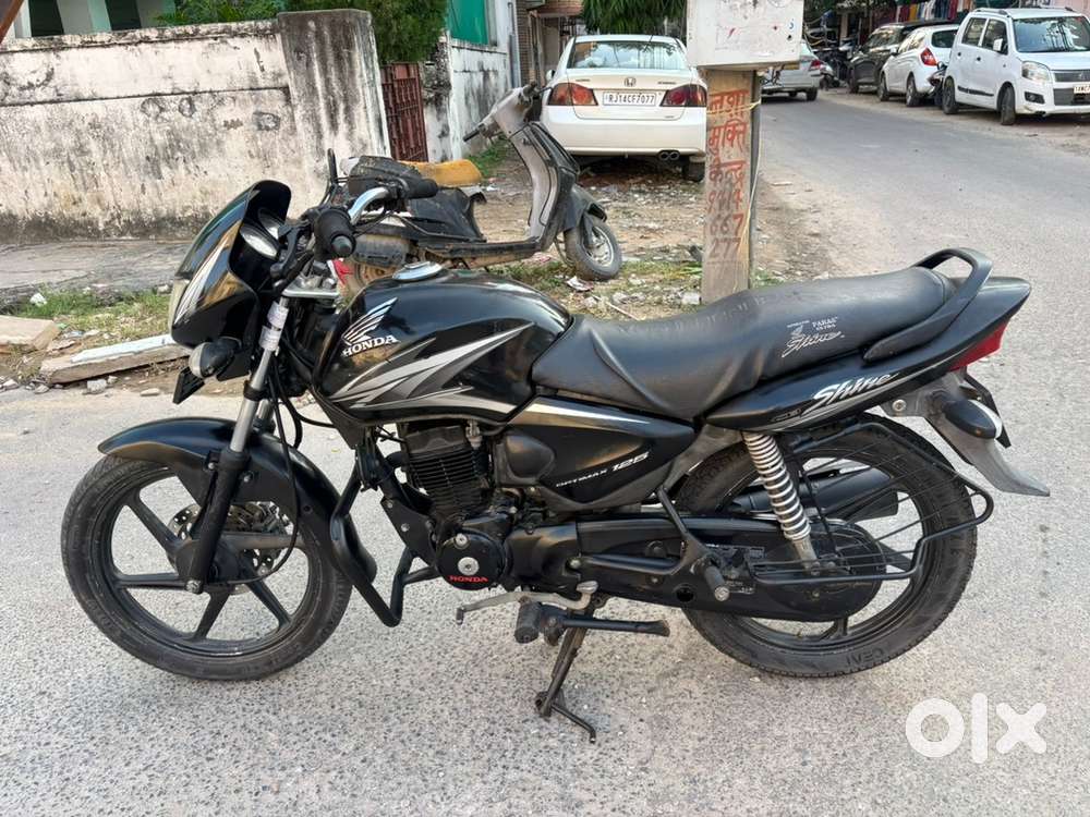 Honda CB shine 2011 model Excellent condition