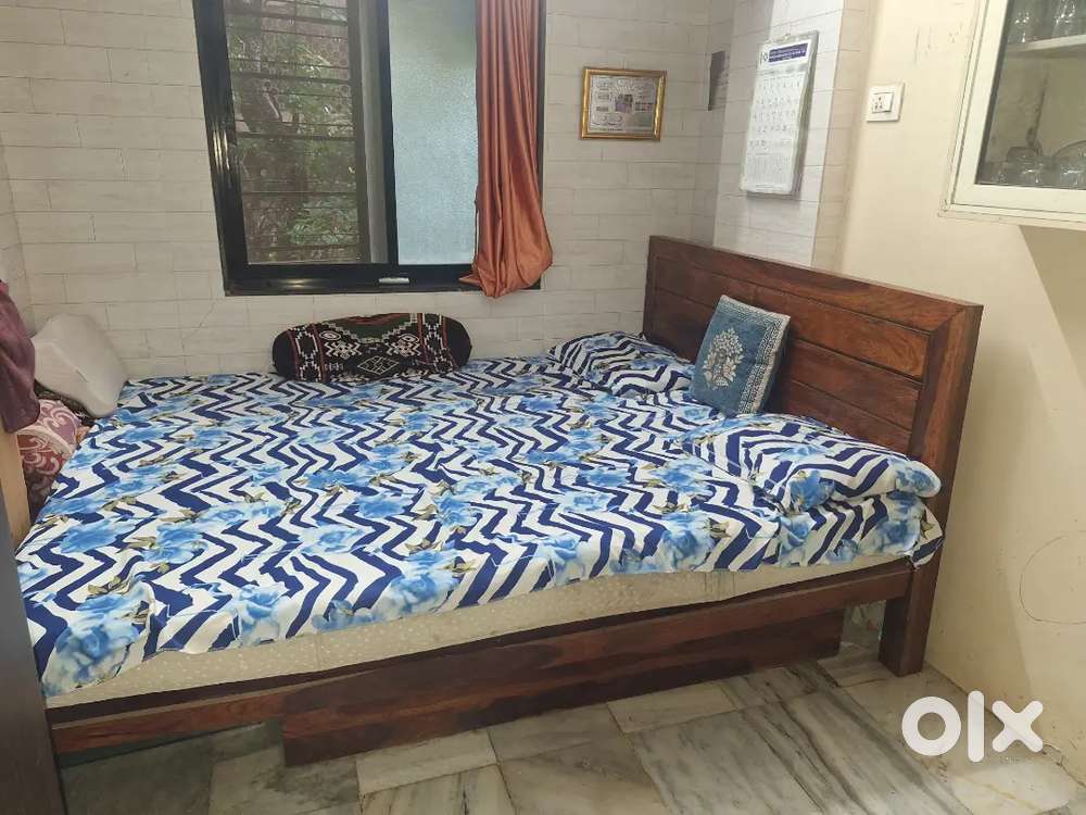 Double bed for sale