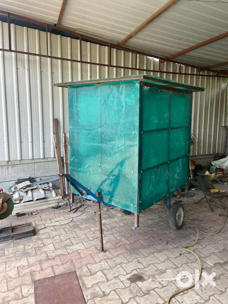 This is food cart 3×8 foldable