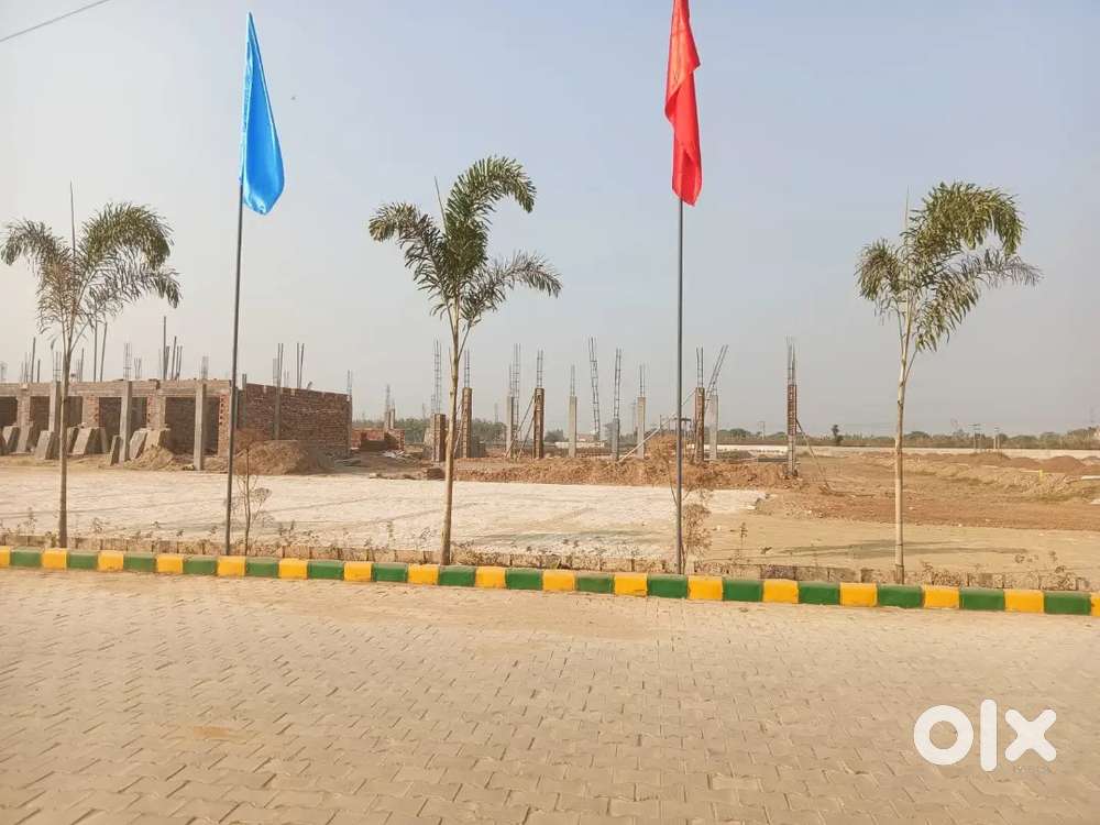 Limited units available 100 gaj plot for sale